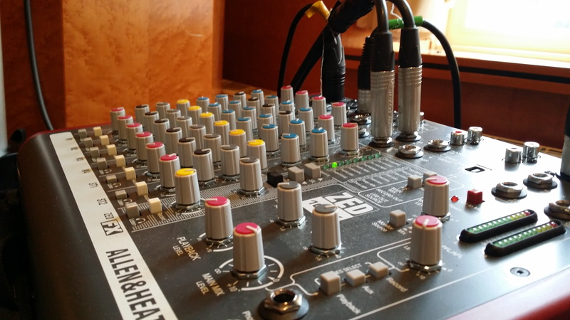 sound studio, control, controller, studio, desk, electronics industry, technical device, equipment, technology, communication, amplifier, arts culture and entertainment