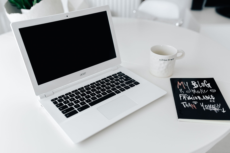 minimal, 4K, scandinavian, white laptop, western script, keyboard, computer equipment, desk, internet, work, paper, workspace, furniture, computer, laptop