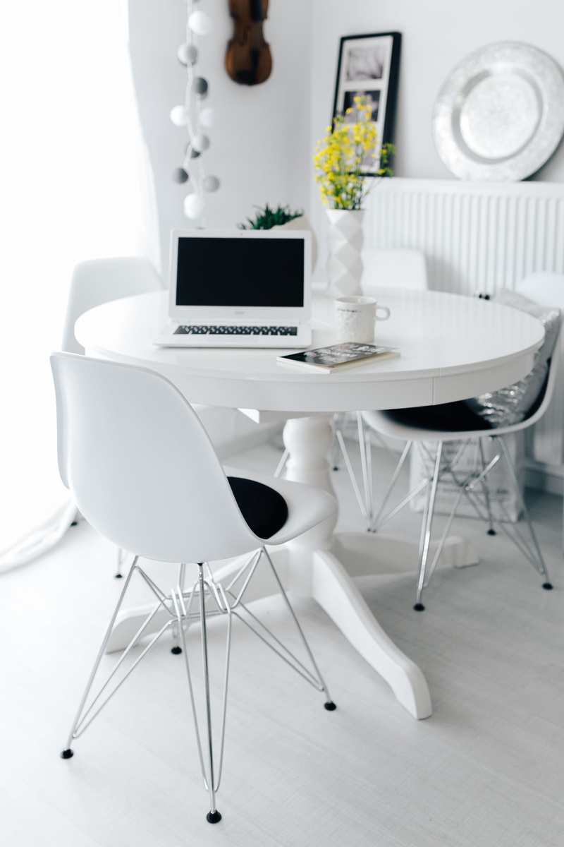 business, tech, computer, no people, desk, 2K, home office, white color, white, wireless technology, table, computer equipment, technology, work, white laptop