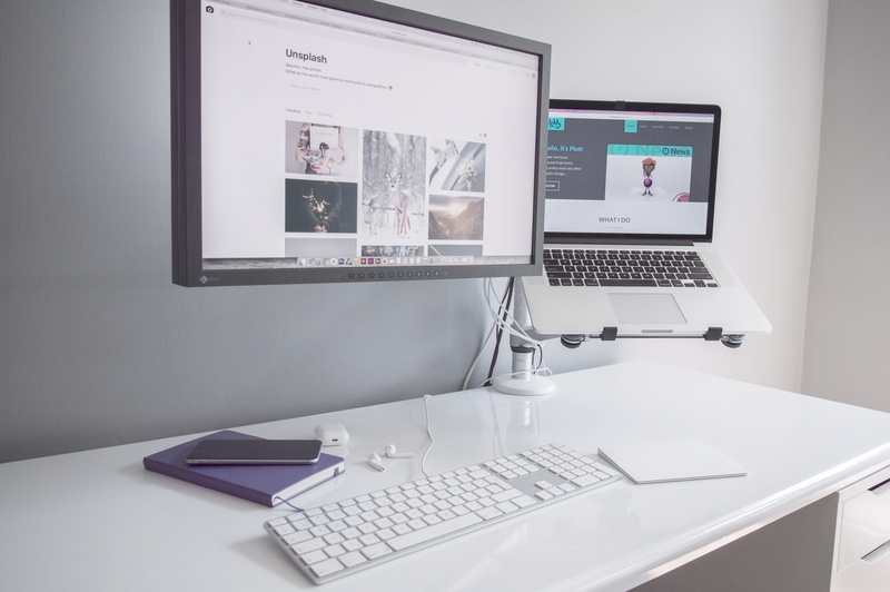 silver, no people, mac, computer monitor, internet, communication, morning work, home desk, indoors, connection, wooden, computer keyboard, 5K, table