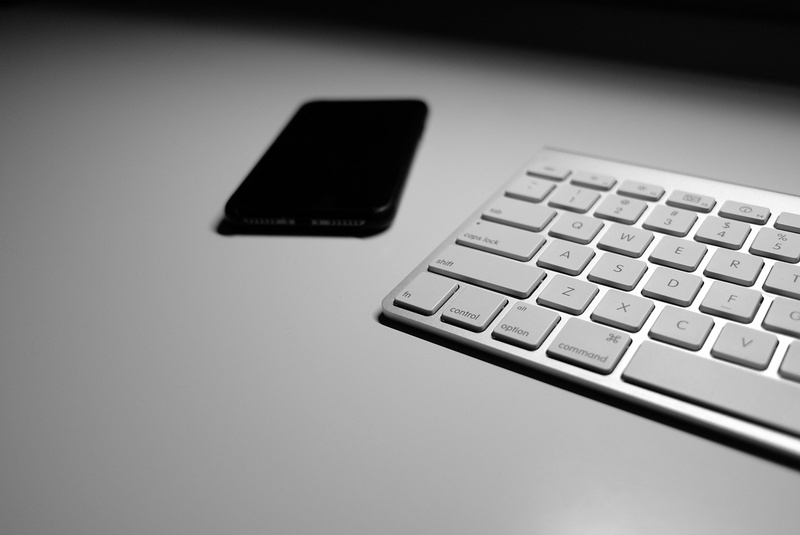 computer keyboard, letter, apple, wireless technology, table, macbook, computer key, iPhone x, 4K, laptop, portable information device, close-up, single object