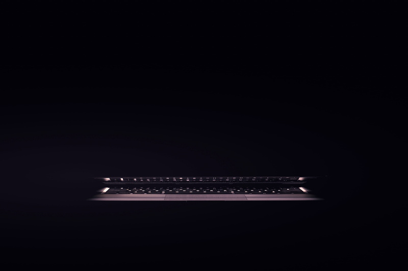 internet, night, computer keyboard, studio shot, single object, brossard, connection, close-up, canada, black background, computer equipment, technology