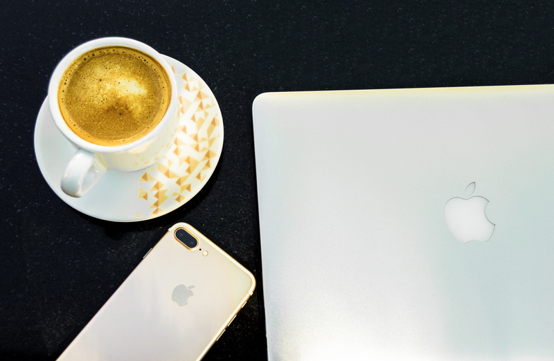 apple, coffee, food and drink, cup, spain, freshness, coffee cup, love, connection, hd background, crockery, laptop, 5K, food