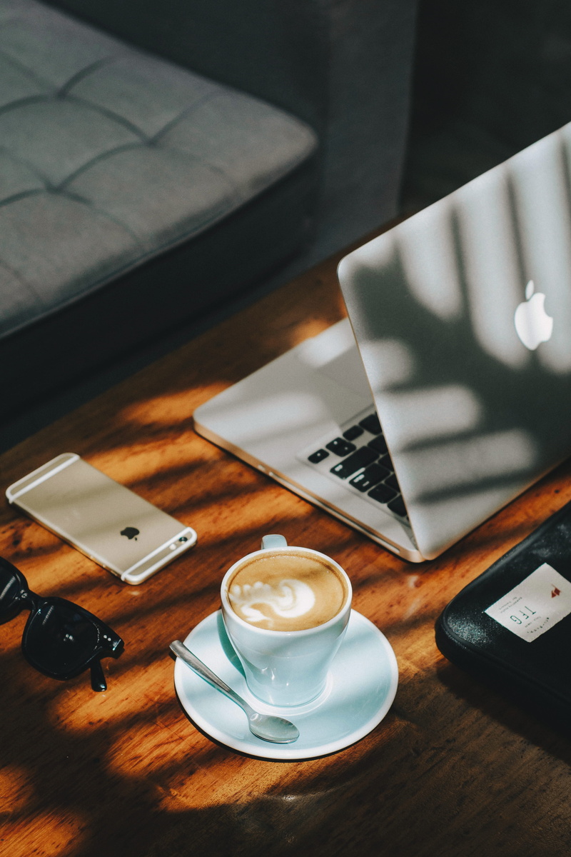 4K, smart Phone, technology, iphone, white, spoon, gold, office, apple, mac, laptop, relaxation, phone, internet, macbook, coffee Cup, s, cappuccino, saucer