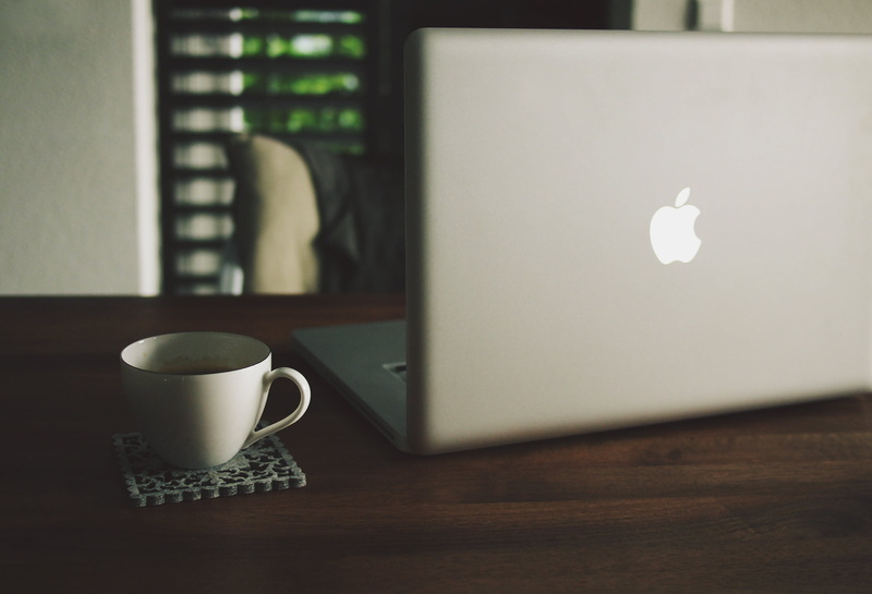 ceramic, business, tea cup, no people, apple, home interior, furniture, coffee, macbook, 1080P, desk, computer, close-up, drink, still life, table, tea