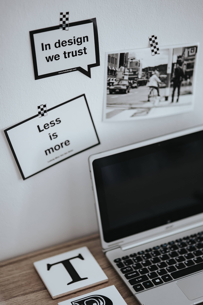 technology, no people, motivational, paper, day, western script, computer Monitor, number, desk, silver, communication, computer equipment, quotes, close-up