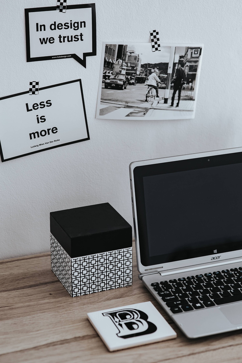 desk, indoors, motto, quotes, Inspirational, no people, paper, computer Monitor, silver, workplace, business, office, table, cards, connection, text, furniture