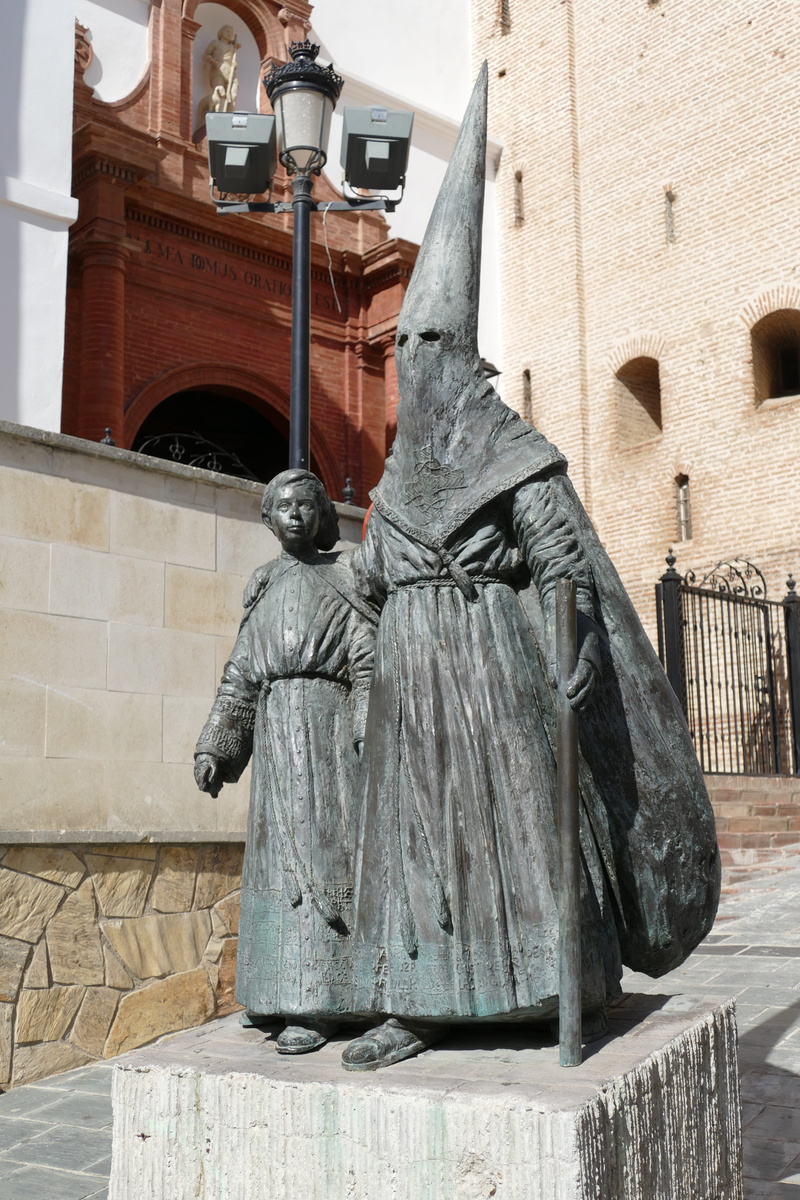 child, male likeness, hat, 5K, image, wall, nature, art and craft, religion, vélez-málaga, sculpture, statue, real people, day, spain, human representation