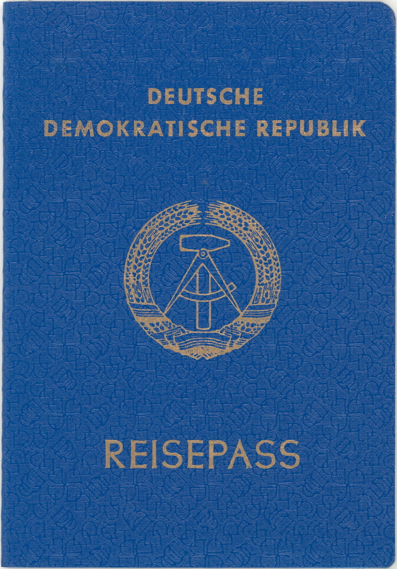 pattern, Passport, communication, information, deutsche, non-western script, no people, backgrounds, safety, script, text, republik, western script, sign