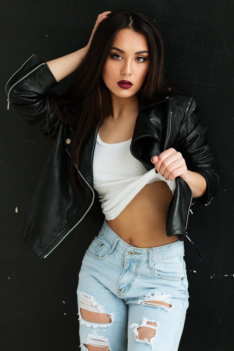 standing, leather, jeans, looking at camera, fully unbuttoned, three quarter length, view, jacket, woman, hairstyle, beautiful woman, women, young women