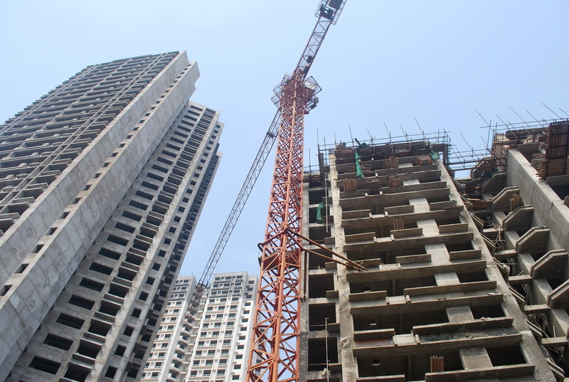 built structure, urban, no people, near, Buildings, construction industry, commercial, tall - high, development, office building exterior, nature, construction site