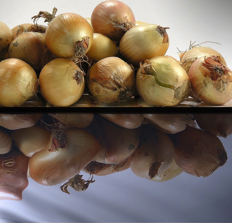 vitamins, healthy eating, healthy vegetable, wellbeing, raw food, onion, pinching, indoors, a vegetable, ingredient, close-up, vegetable, spice, food, retail