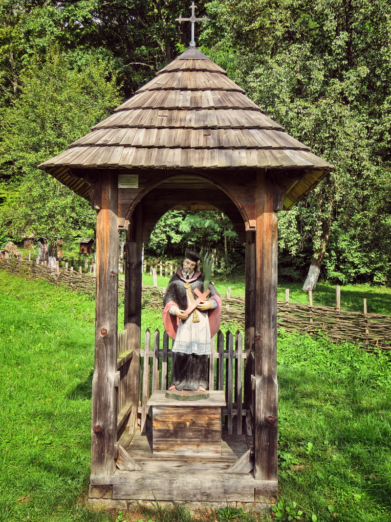 the historic chapel, tree, nepomuk, human representation, representation, sculpture, wood - material, art and craft, no people, looking at camera, Saint John Of Nepomuk
