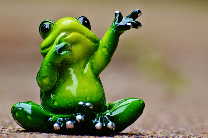 animal, art and craft, green, animal representation, amphibian, sitting, single object, one animal, figure, toy, 4K, figurine, nature, green Color, creativity