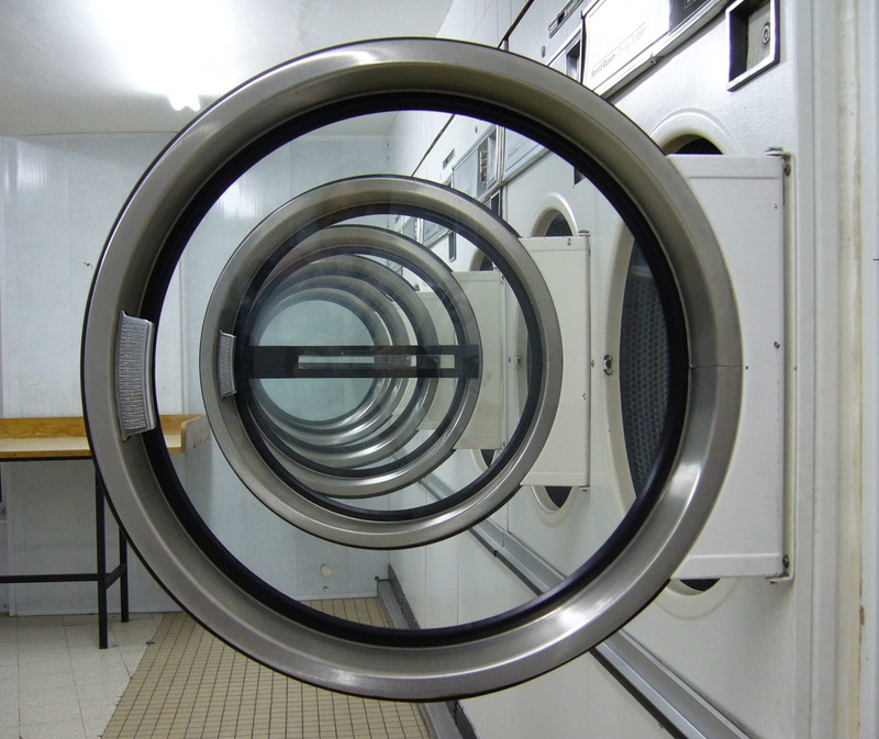 railing, spiral, laundry machine, day, alloy, geometric shape, close-up, technology, industry, empty, 1080P, built structure, laundry, photo, wall - building feature