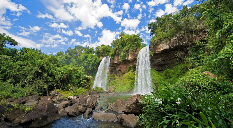 solid, Waterfalls, waterfall, land, no people, flowing water, beauty in nature, cloud - sky, South America/Argentina, Green, Photography, Clouds, falling water