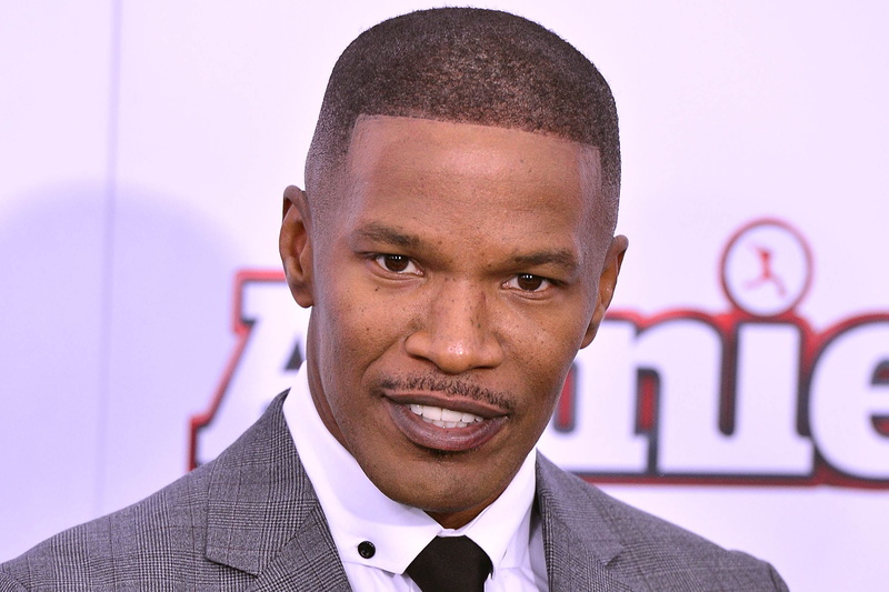 gray, looking at camera, confidence, business person, notched, s, headshot, close-up, young men, front view, business, jamie foxx, jacket, adult, actor