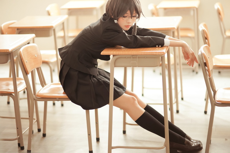 cosplay, 1080P, Asian, glasses, knee-highs, brunette, schoolgirl, women, skirt, women with glasses, Ely Cosplay (Eeelyeee), school, school uniform