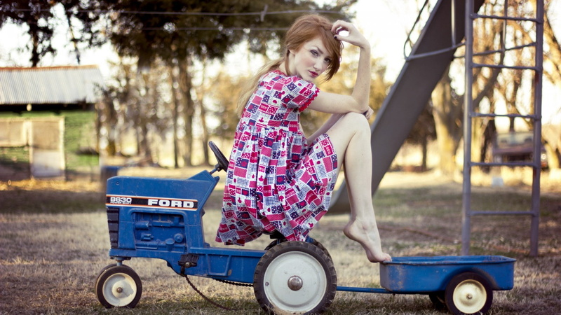1080P, looking at camera, full length, barefoot, one person, leisure activity, young adult, focus on foreground, beautiful woman, red lipstick, hair, mode of transportation