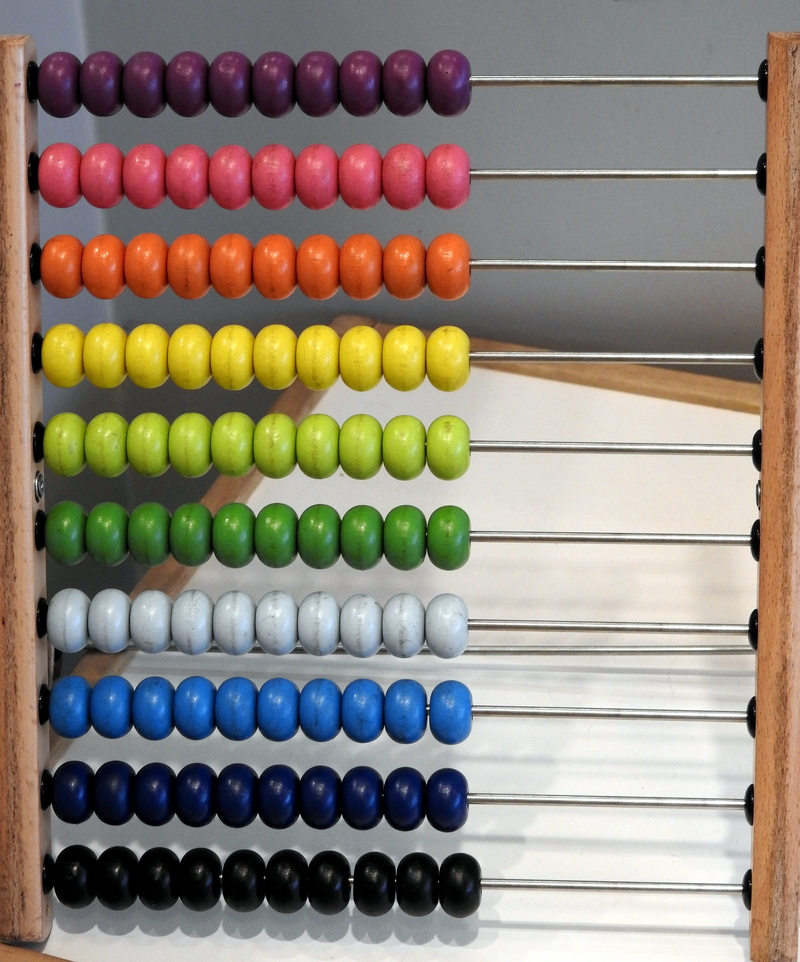 education, order, number, toy, counting, the study of counting, indoors, still life, school, childhood, school supplies, multi colored, preschooler, mathematics
