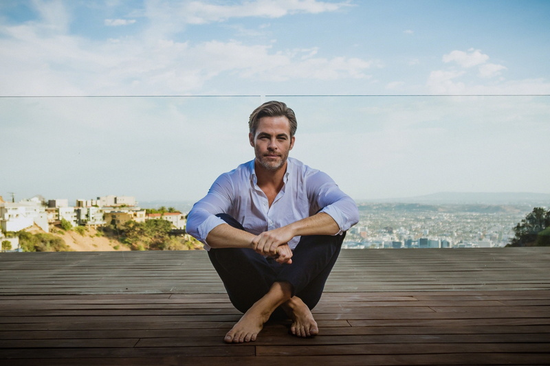 pose, sitting, Cologne, pants, Gallagan, 1080P, 2017, Chris Pine, terrace, actor, photoshoot, landscape, shirt, barefoot, advertising, Armani Code