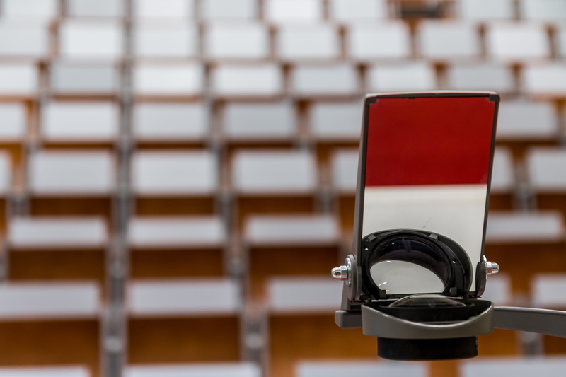 the ranks, simplicity, blank, the university, room, photography themes, lecture hall, table, technology, 2K, selective focus, lectures, chairs, camera - photographic equipment