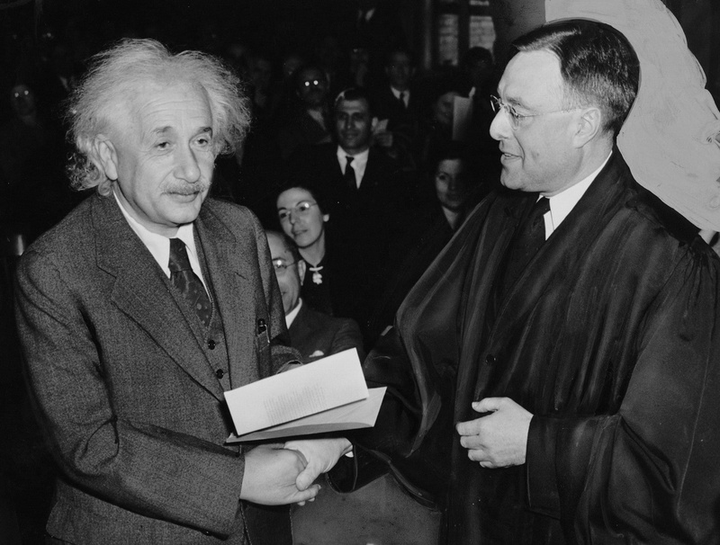 group of people, gray hair, black And White, mature women, person, physicist, american citizenship, portrait, waist up, hand, men, judge phillip forman