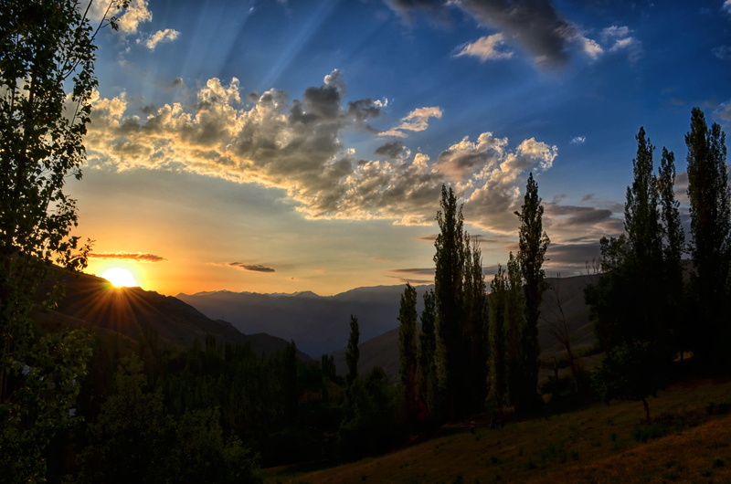 natural life, behind the clouds, sun, cloud, peace, horizon line, red, cloud - sky, plant, white clouds, rocks, nature, ispir, horizon, grassland, holiday