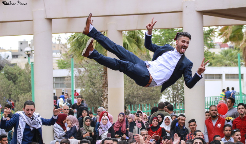 young, fun, man, group of people, crowd, human limb, human arm, day, graduation, educate, real people, college, people, emotion, adult, young adult, cheerful