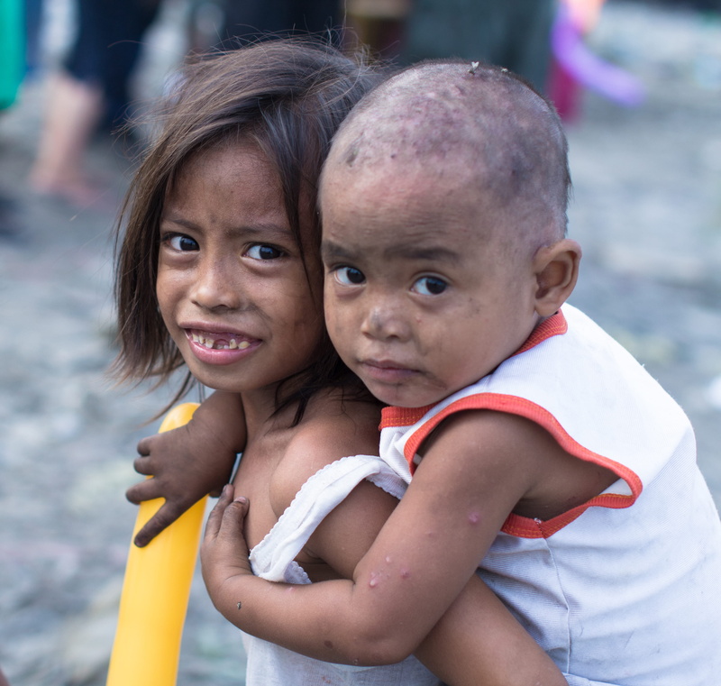 togetherness, real people, society, philippines, poor, relief, boys, cute, metro manila, males, positive emotion, homeless, outdoors, kids, leisure activity