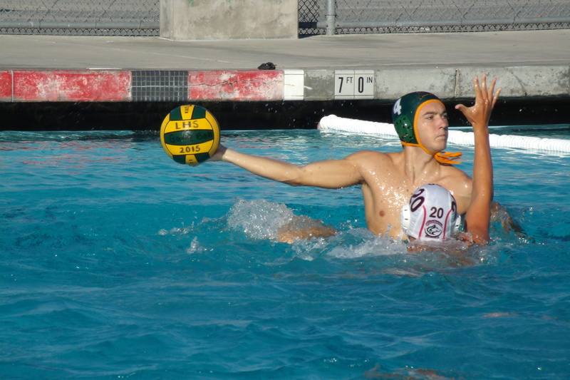 athlete, enjoyment, arms raised, healthy lifestyle, leisure activity, game, man, real people, water polo, waterpolo, throw, Athletic, competitive sport