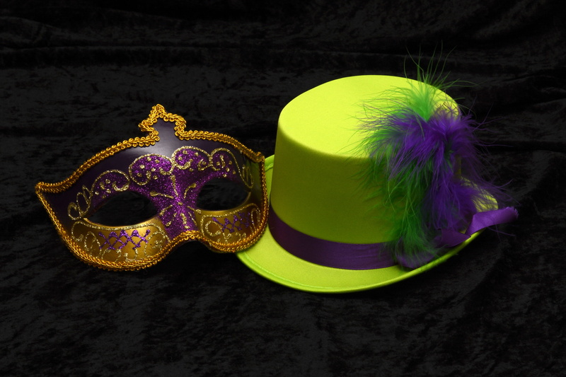 hide, venezia, personal accessory, violet, hat, ornate, black background, glitter, romance, close-up, masquerade, venetian mask, headdress, day, green