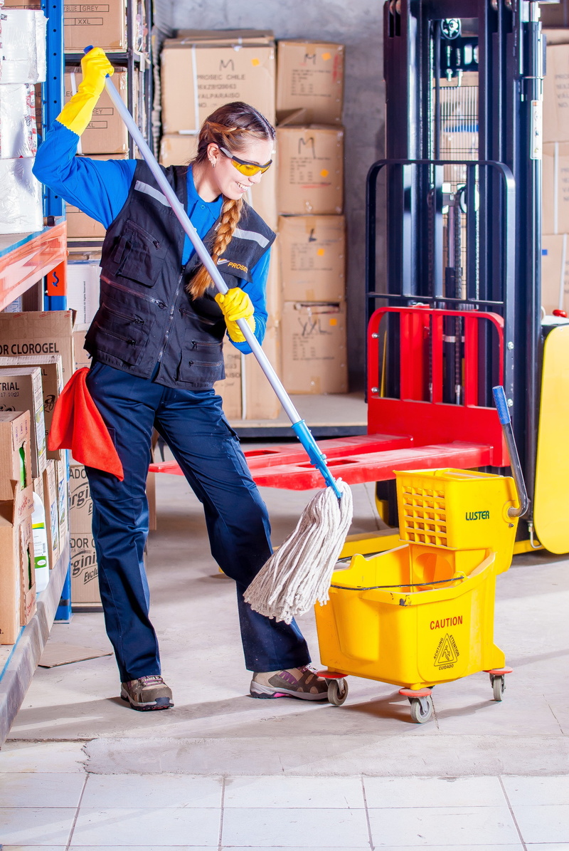 woman, day, cleaning, gloves, only men, women, bella, communication, supervisor, full length, manual Worker, real people, industry, shoes safety, protective workwear
