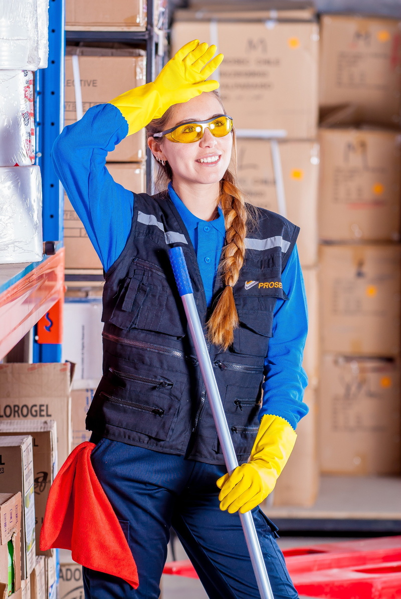 mask, clean, personal protection, communication, business, front view, females, standing, mobile, mop, 4K, supervisor, manufactures, worker, women, bella
