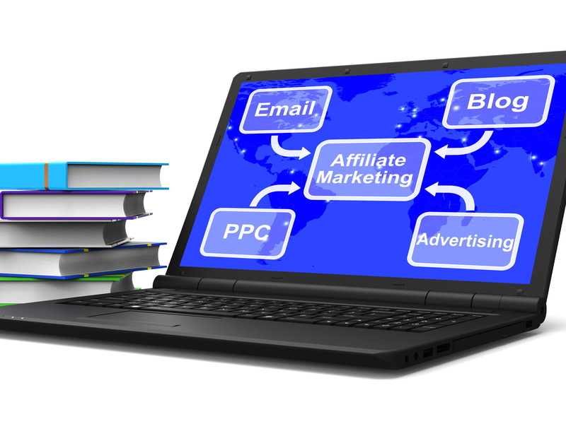 wireless technology, white background, cut out, advertisements, no people, market, desktop pc, blogger, data, laptop, computer keyboard, online, affiliate