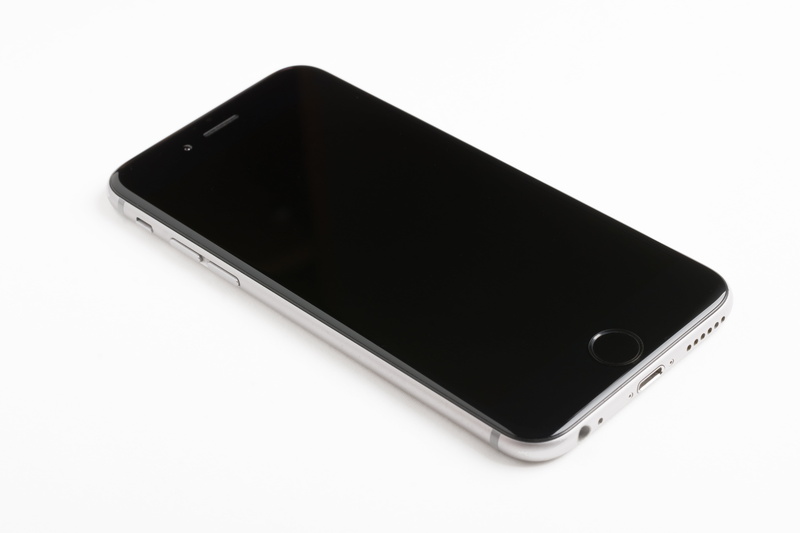 touch Screen, device, touchscreen, indoors, screen, electrical equipment, white background, mobile, studio shot, no people, cellphone, single Object, portable information device