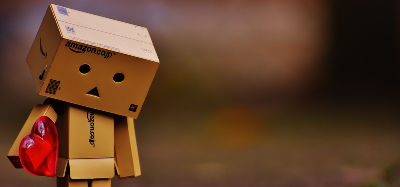 cardboard, heart, leisure games, copy space, people, studio shot, 5K, funny cute, miss, representation, danbo, love, focus, focus on foreground, selective