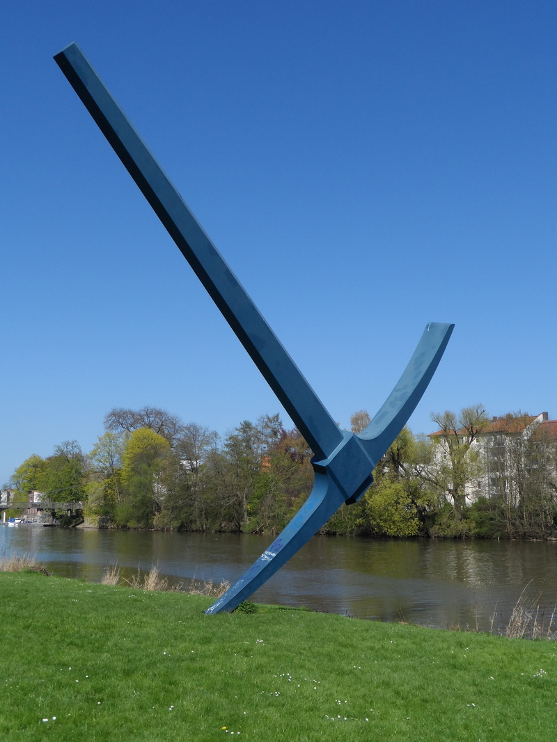 art object, powerful, meadow, day, lake, kassel, no people, tranquility, outdoors, plant, surprise, tree, bank, slaying, sky, water, artists, artwork, landscape