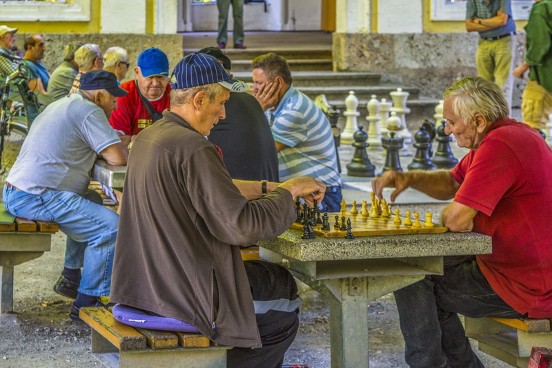 lifestyles, 5K, playing, togetherness, casual clothing, teamwork, males, men, Game, architecture, real people, senior men, Senior, hangout, outdoor, food