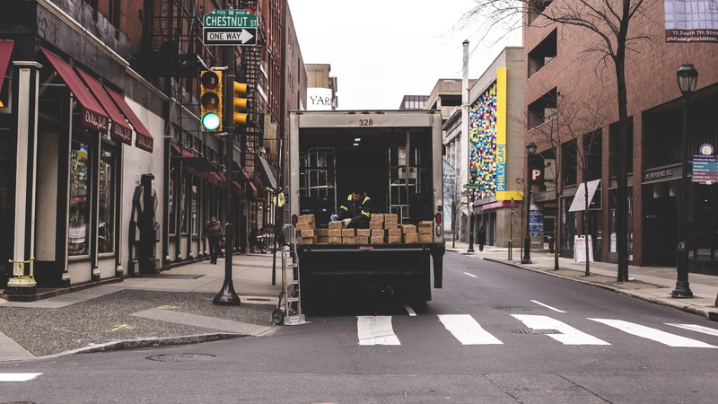 dolly, building, package, load, one-way, symbol, 5K, built structure, architecture, delivery, worker, street, truck, communication, text, marking, direction
