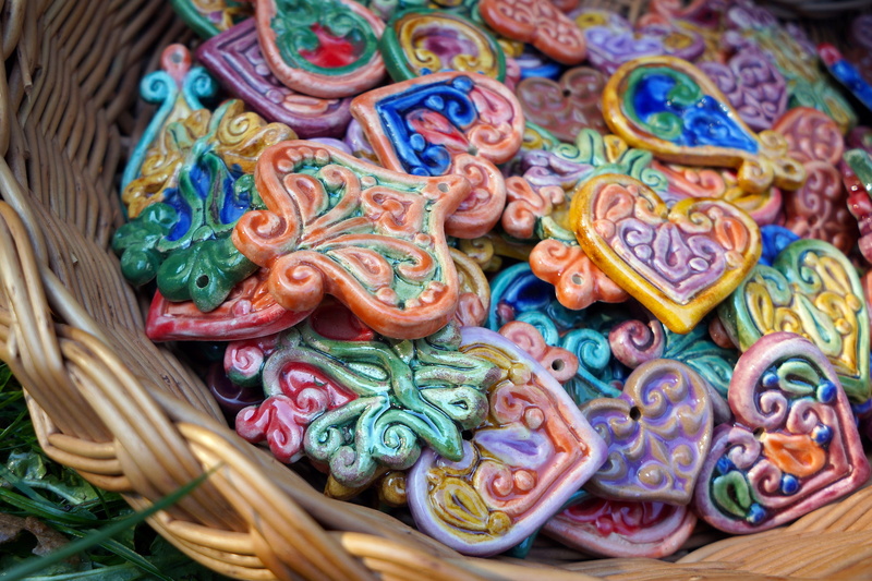 ceramic, heart, framed, 2K, for sale, choice, brown, full frame, assorted, Arts, basket, unloading, retail, close-up, no people, temptation, container