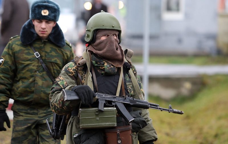 protection, fighting, rifle, Kalashnikov, special, security, government, young men, sphere, weapons, weapon, regiment, marines, military uniform, special Forces