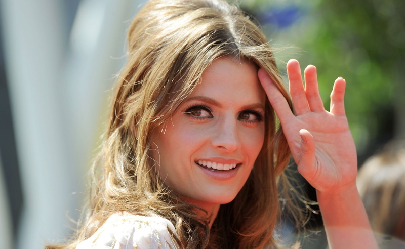 katic, actress, lifestyles, hollywood, front view, top, s, stana, tv host, white, one person, happiness, cuty, real people, human face, women, hand, Female celebrities