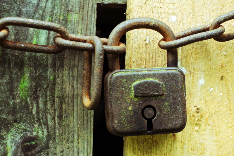 metal, iron, wood - material, closed, outdoors, strength, old, hanging, day, entrance, lock, door, rusty, padlock, wrought iron, chain, close-up, security