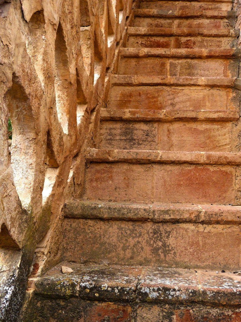 nature, pattern, wall - building feature, the way forward, rock, architecture, brown, ladder, 4K, direction, steps and staircases, outdoors, bricks, no people