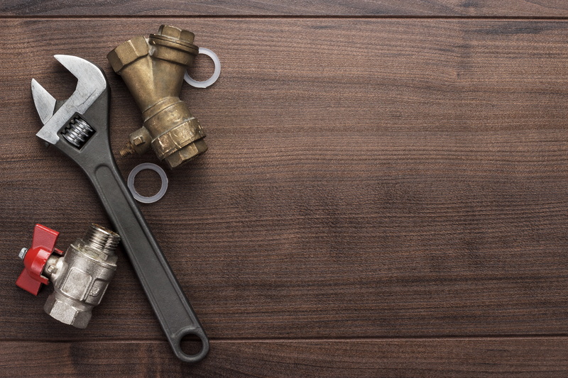 4K, wrench, wood, tables, plumbing