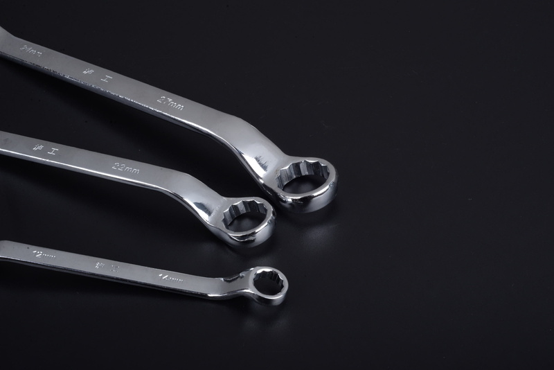 spoon, household equipment, hardware, freshness, shiny, Tools, no People, black color, single Object, chrome, stainless Steel, drop, 2K, studio shot, work Tool