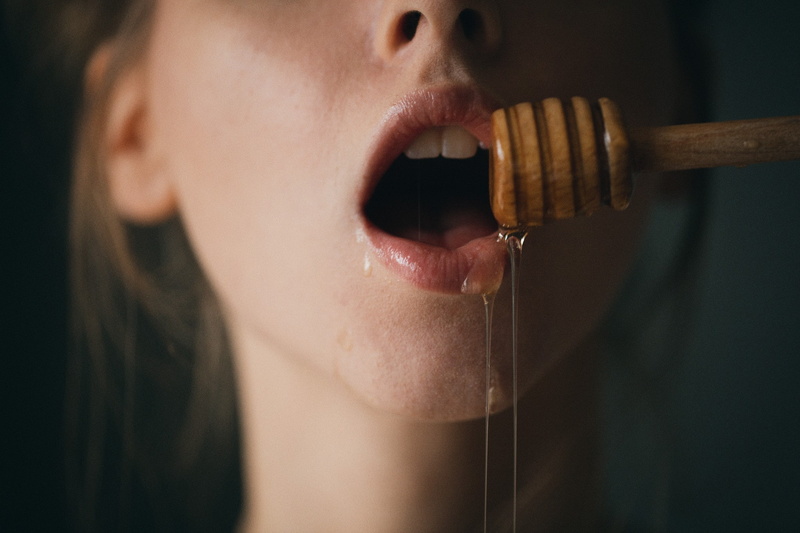 innuendo, food, honey dipper, 1080P, honey, messy, brunette, closeup, open mouth, model, women, suggestive