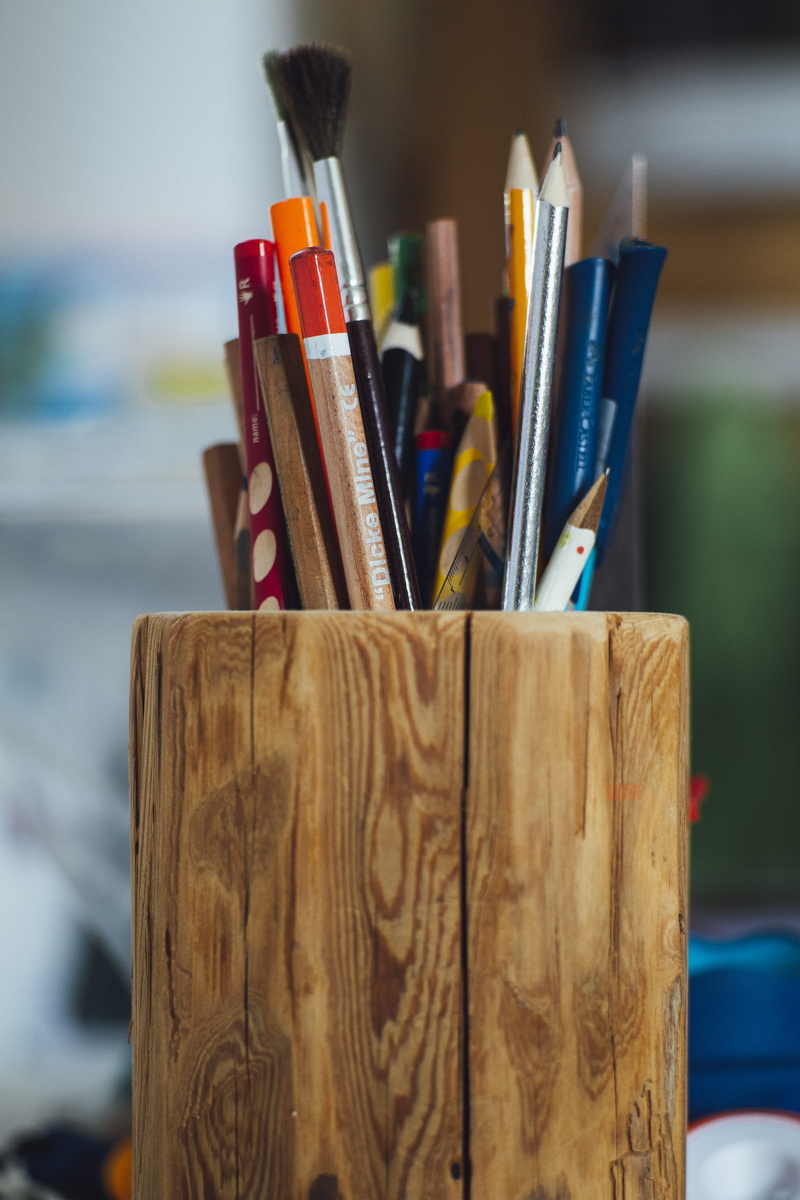 brush, text, suggestion, wood - material, furniture, 5K, paper, plywood, desk, no people, shelf, office, wood, paintbrush, pencil, creativity, holder