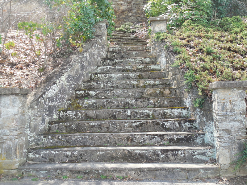 vintage, history, brick, rough, block, masonry, weathered, aged, old, exterior, steps, direction, concrete, step, the way forward, day, stairs, building exterior
